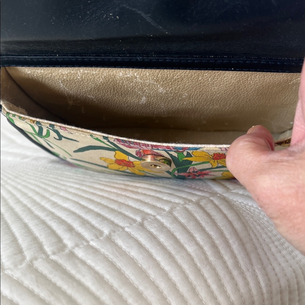 Gucci Floral Print Crossbody Vintage Bag - Picture 5 of 12